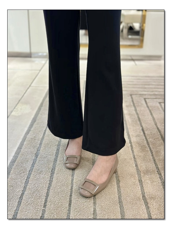 U룩 발레리나 로저비비비에 구두 빛이나는 STYLE!! 특유의 감성을 볼수 있는 ITEM!